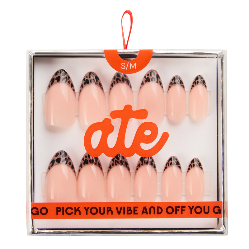 Press On Nails Out Of Line S/M