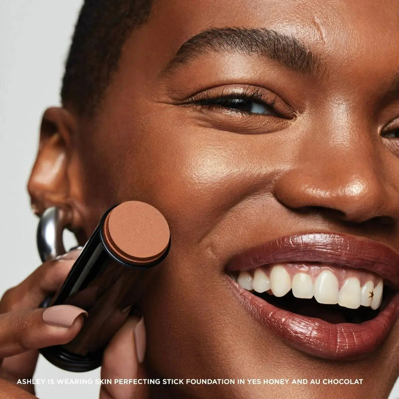 Black Opal True Color Skin Perfecting Stick Foundation SPF15 540 Au Chocolat, foto 4 van 6