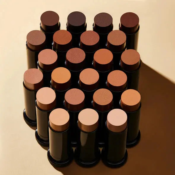 Black Opal True Color Skin Perfecting Stick Foundation SPF15 720 Black Walnut, foto 5 van 6