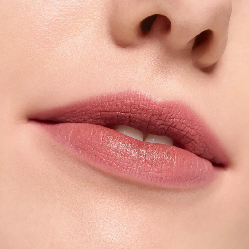 Essence Blur Soufflé Matte Lip Cream 01 Deep Scroll