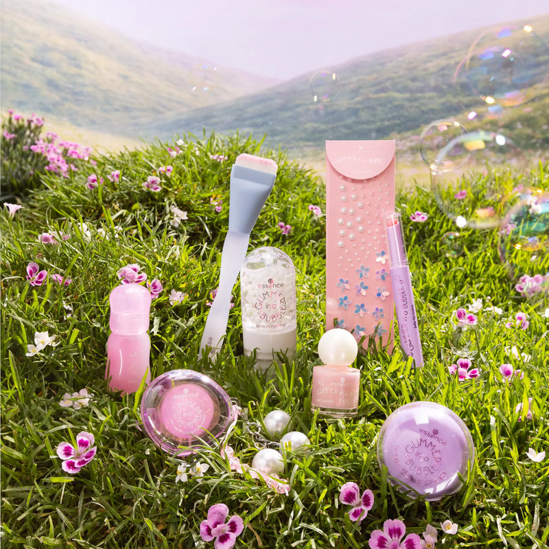 Essence Glimmer In A Bubble Jelly Lip Balm 01 Chasing Bubbles