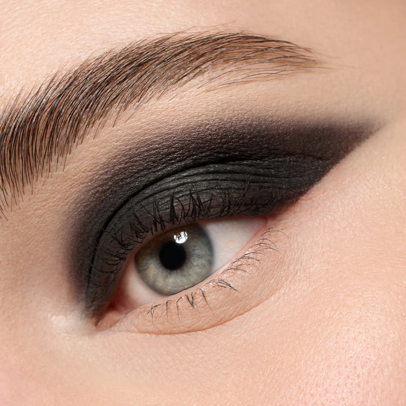 Essence Mono Eyeshadow Matte 03 Deep Ink