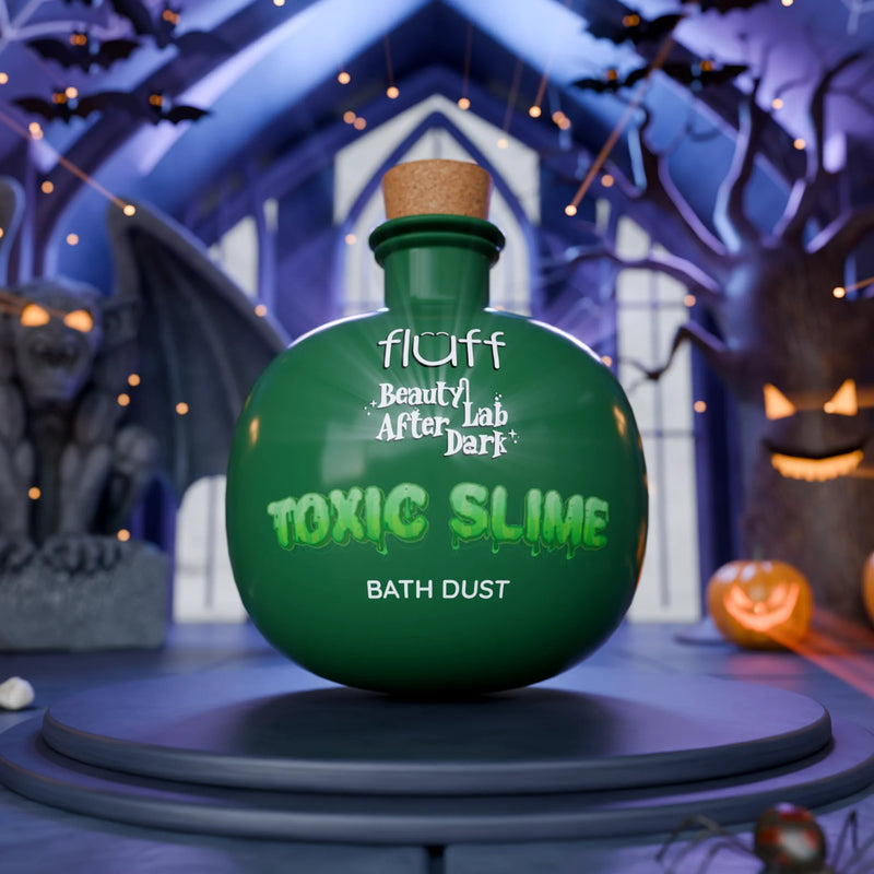 Fluff Beauty Lab After Dark Bath Toxic Slime Dust Bath Powder, groen schuimend badpoeder, foto 2 van 3