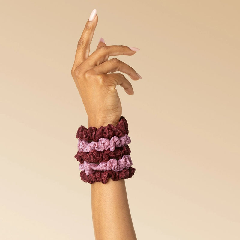 Kitsch Ruched Lace Scrunchies Set Cherry Lacquer & Dusty Pink