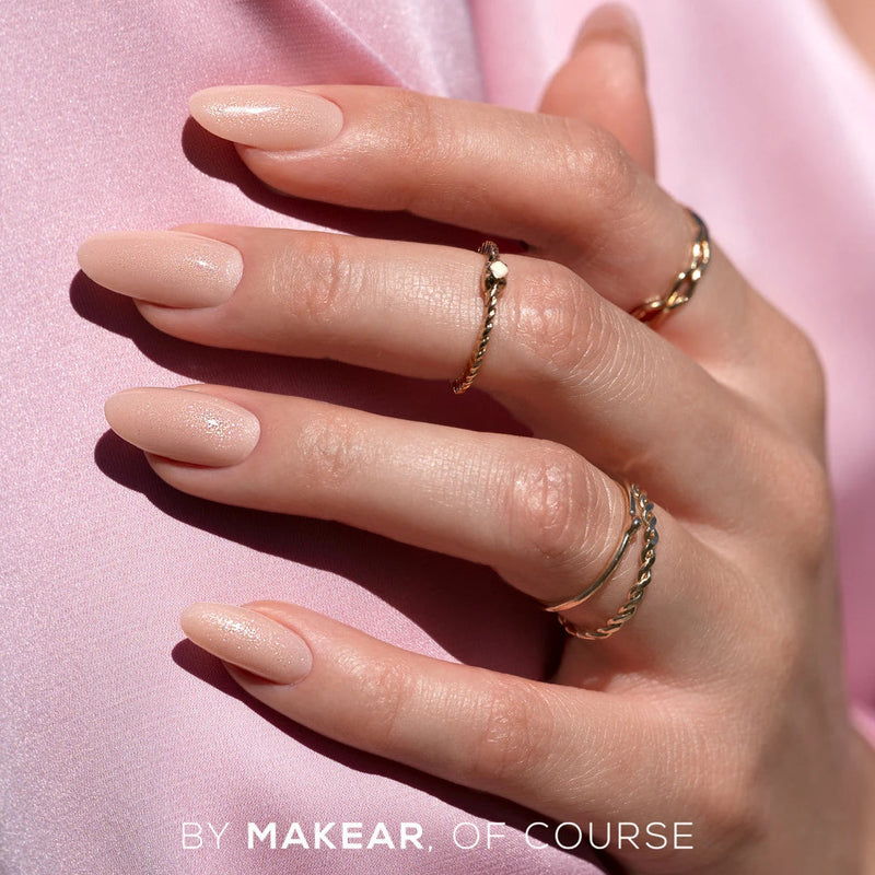 Makear UV Gel Polish 646, beige gellak met fijne shimmer voor nagels