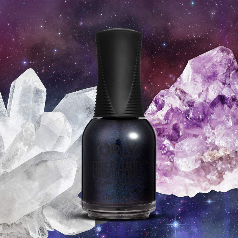 Orly Mani-festo Nail Polish Collection This Ore That, nagellak met zwarte basis en trichromatische shimmer, foto 5 van 5