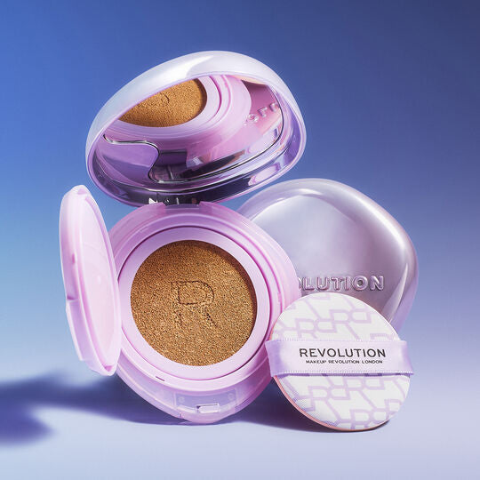 Revolution Superdewy Cushion Foundation Fair Neutral Cool, lichte foundation met dewy finish, foto 3 van 10