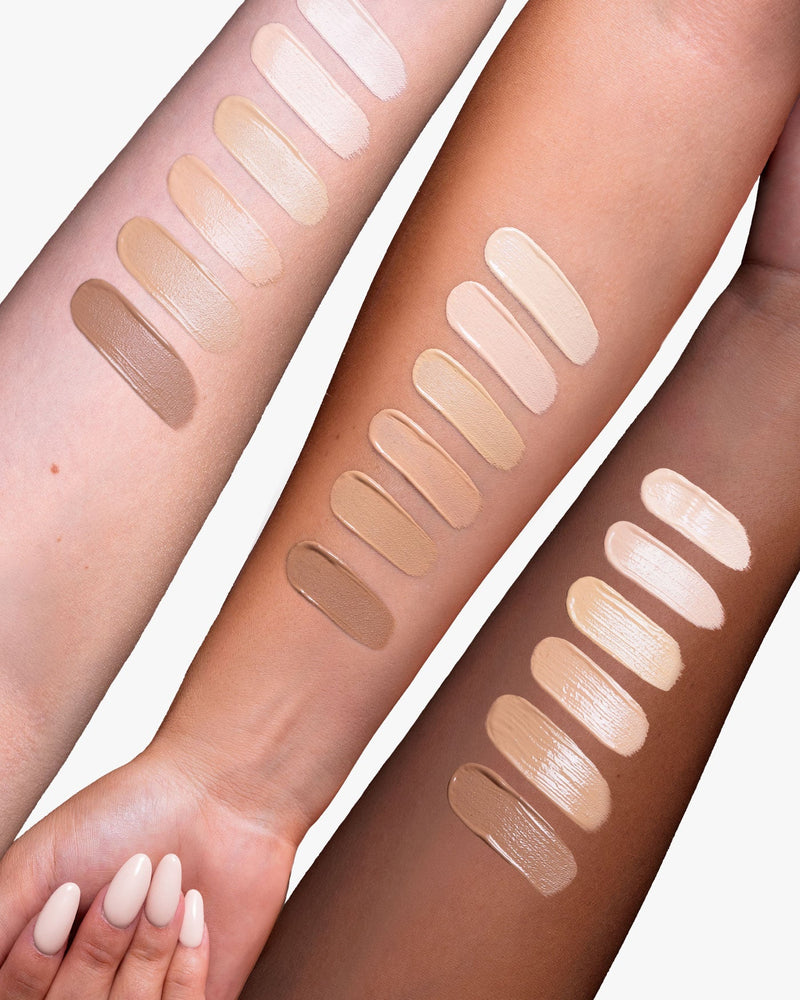 Astra Make Up Mat & Gentle Foundation Light/mid, vloeibare foundation voor een matte finish.