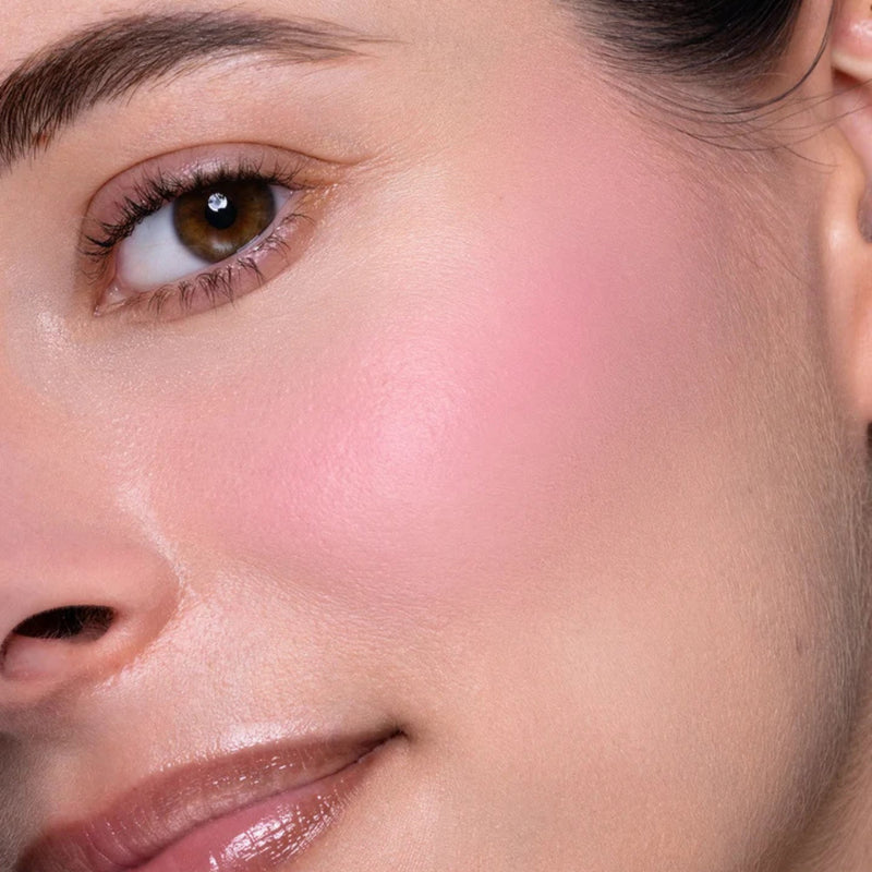 Astra Make Up Mat & Gentle Mousse Blush Tulle, poederachtige blush met mousse textuur