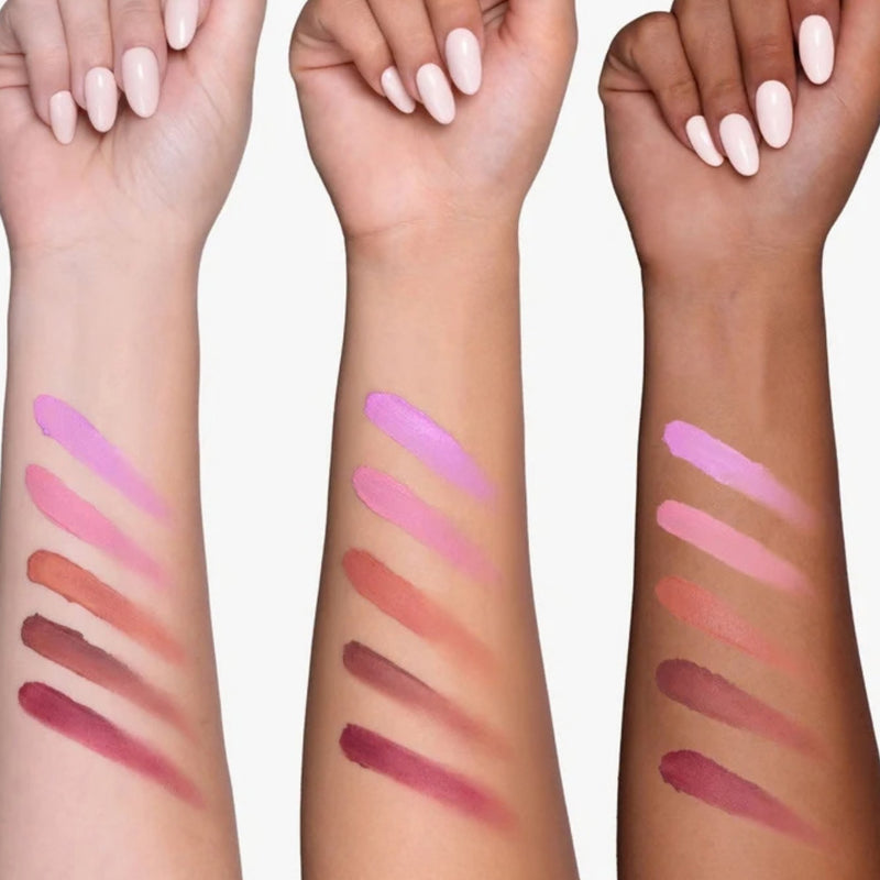 Astra Make Up Mat & Gentle Mousse Blush Warm-up, een zijdezachte mousse blush voor een natuurlijke, matte finish.