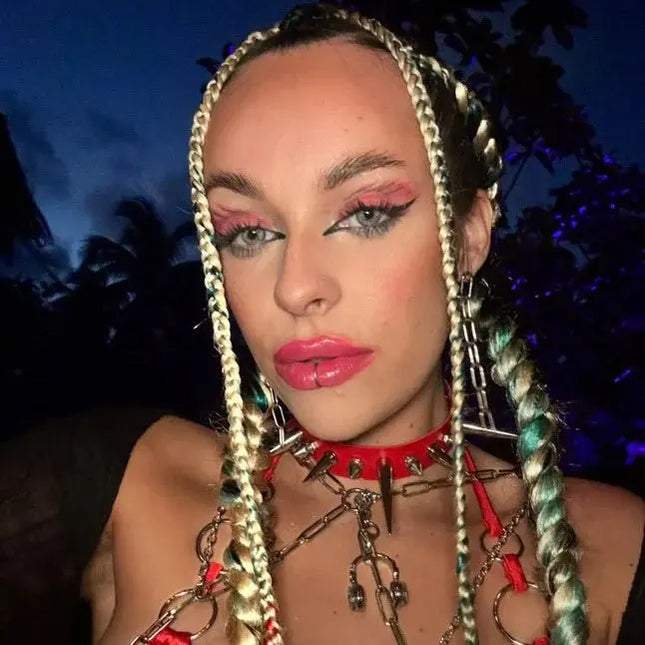 Astrobabe Shadow Tatt Throwing Shade