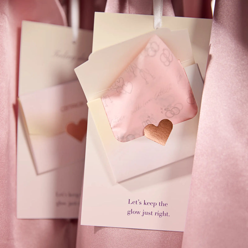 Catrice Brides & Besties Glow Control Blotting Paper C01 Love Letters