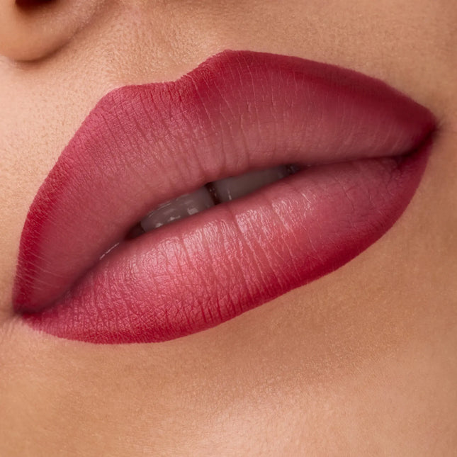 Catrice Gel Glide Long-Lasting Lip Liner 030 Left On Red