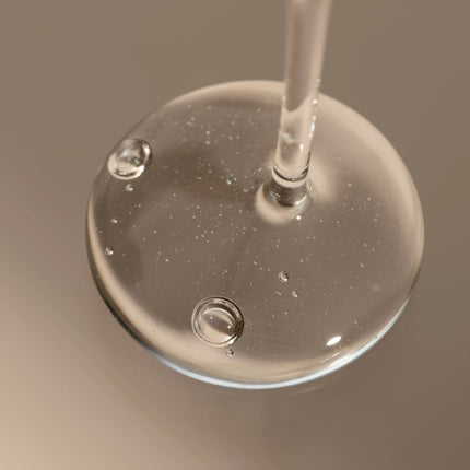 Clay And Glow 2% Hyaluronic Acid Serum