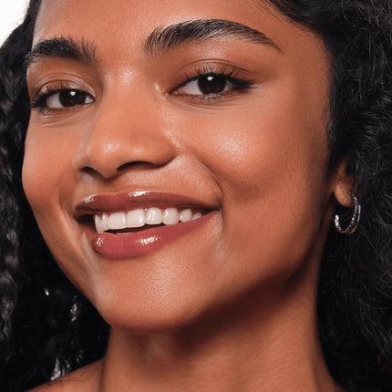 Essence Choco Bomb Shiny Lipgloss 01 Chocoholic!