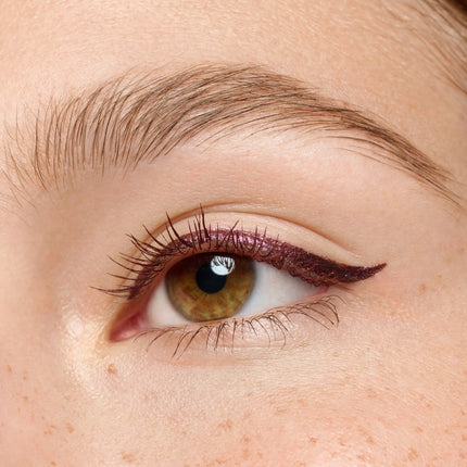 Essence Colour It! Metallic Liquid Liner 02 Dark Cherry