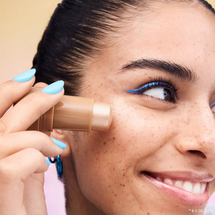 Essence Superman Jelly Highlighter Stick 02 Mighty