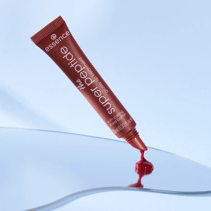 Essence The Super Peptide Glossy Lip Treatment 06 Plumfection!