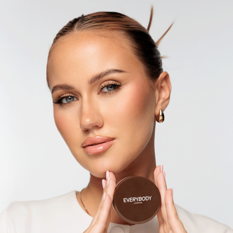 Everybody London Brightening Silk Under Eye Loose Powder