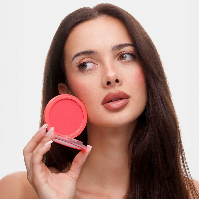 Everybody London Matte Blur Blush Vivid Rose