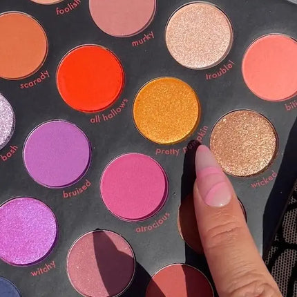 Kara Beauty On the Haunt 35 Shades Palette