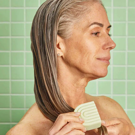 Kitsch Clarifying Tea Tree & Mint Shampoo & Conditioner Bar Set