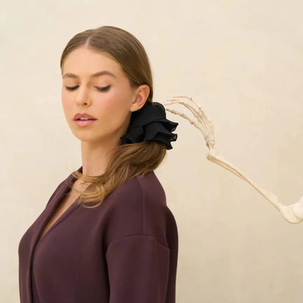 Kitsch Halloween Black Pleated Scrunchie