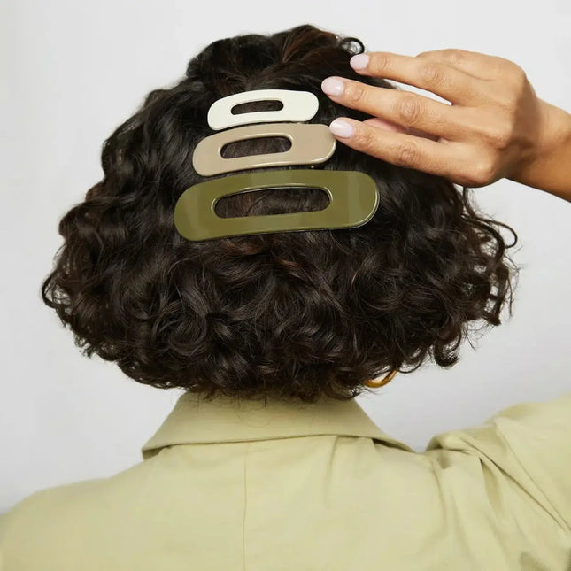 Kitsch Recycled Plastic Ultra Glossy Flat Lay Claw Clips Eucalyptus