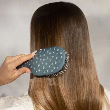Kitsch Smooth & Polish Brush Coastal Blue Print