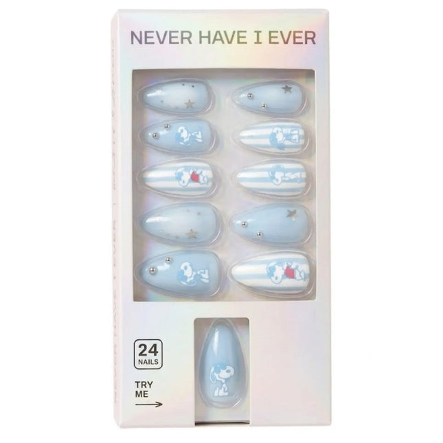 Never Have I Ever Press-On Nails Stripes N Snoopy