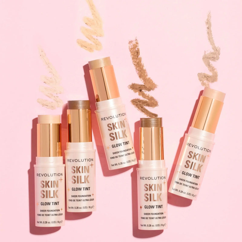 Revolution Skin Silk Glow Tint Sheer Foundation Stick Medium Neutral, stick foundation met stralende finish, foto 4 van 4